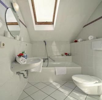 Purgl Hotel | Relax at Hotel Bayerischer Wald: Pool, Spa & Ocean Views