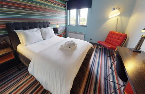 Walsall Hotel | Relax at Village Hotel Birmingham Walsall with Great Amenities