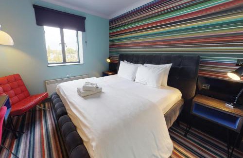 Walsall Hotel | Relax at Village Hotel Birmingham Walsall with Great Amenities
