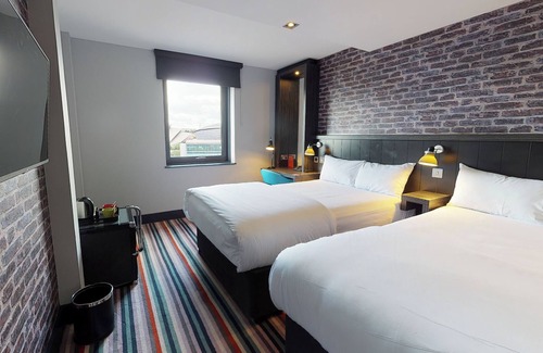 Ellemford Hotel | Discover Village Hotel Edinburgh: Eco-Friendly Comfort Awaits