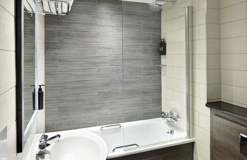 Ellemford Hotel | Discover Village Hotel Edinburgh: Eco-Friendly Comfort Awaits