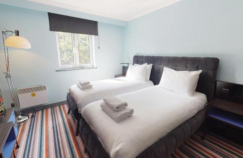 Attenborough Hotel | Relax at Village Hotel Nottingham: Pool, Dining & Family Fun