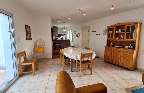 Le Bois-Plage-en-Re House | Ideal Village House - 2 Bedrooms Near the Sea with Pool
