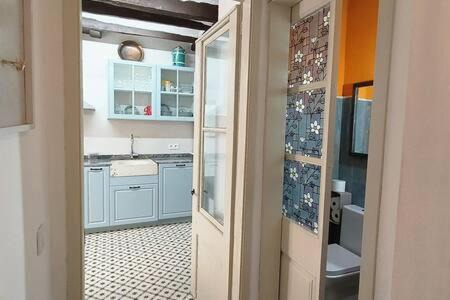 Bellvey Apartment | Cozy Casa de Pueblo with Patio and Barbacoa for Families