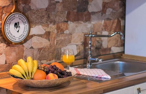 South Croatia Coast House | Discover Villa Iva in Makarska: Pet-Friendly & Pool Access