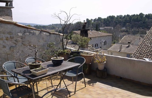 Peypin-d'Aigues House | Cozy Village House in a Hamlet – Pet & Child Friendly Stay