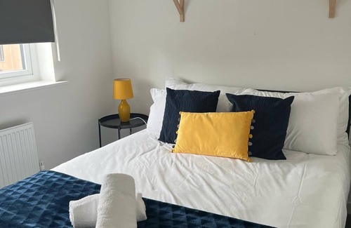 Pontprennau House | Pet-Friendly Village House in St Mellons with Great Amenities
