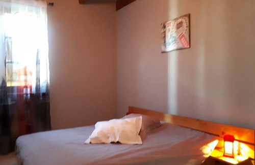 Fontanes House | Enchanting Village House in the Heart of Quercy