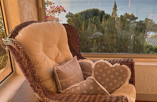 Conca House | Seaside Village House with Panoramic Views and Breakfast
