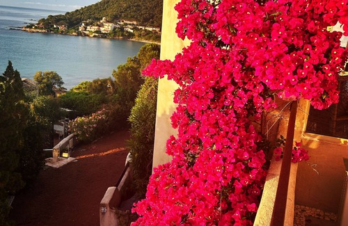 Conca House | Seaside Village House with Panoramic Views and Breakfast