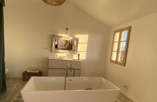 Braccolaccia House | Village house sea view Gulf of Saint Florent with roof top swimming pool