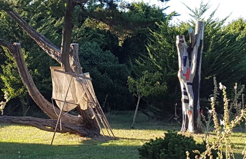 Ile-d'Aix Villa | Village house with a large garden sleeps 10
