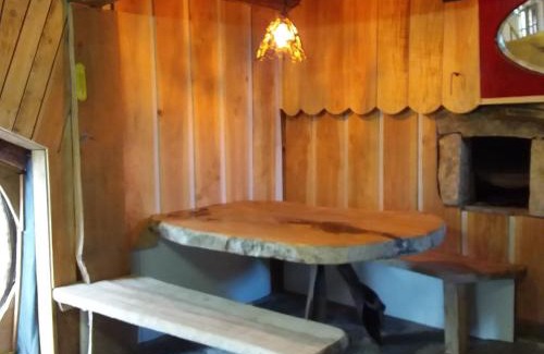 Montagny-sur-Grosne House | Pet-Friendly Village.insolite: Rated 8.7/10 by Guests