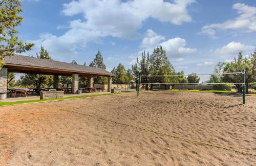 Redmond House | Village Loop View: 4-Star Haven with Pool and Hot Tub