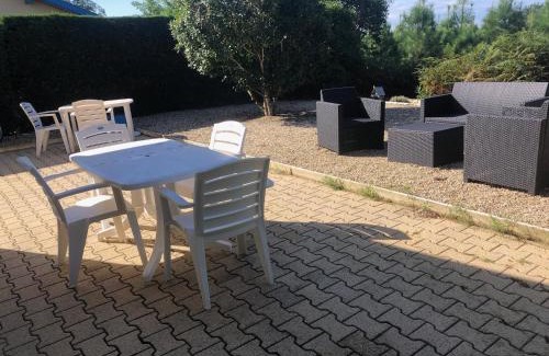 Saint-Julien-en-Born House | Village Océlandes: Family-Friendly Retreat by the Ocean
