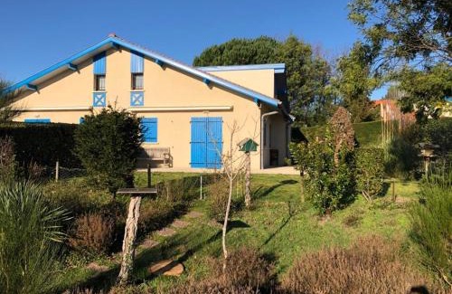 Saint-Julien-en-Born House | Family-Friendly Getaway at Village Océlandes with Pool