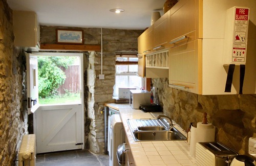 Edmundbyers Cottage | Top-Rated Wayside Cottage: Family-Friendly Getaway Awaits