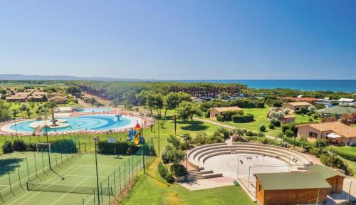 Marina di Montalto Apartment | Village with swimming-pool in Montalto Marina just 100 meters from the beach, mobile homes with air conditioning and private outdoor area