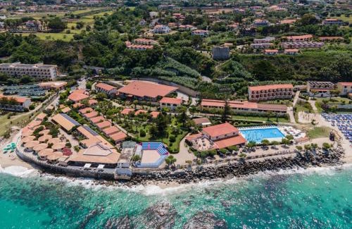 Torre Ruffa Hotel | Experience Relaxation at Villaggio Torre Ruffa with Ocean View