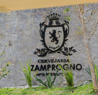 Santa Teresa House | Top-Rated Family Getaway at Villaggio Zamprogno with Breakfast