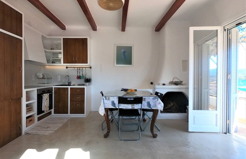 Poros House | Indulge in Luxury at Villaki Poros Island with Pool & Spa