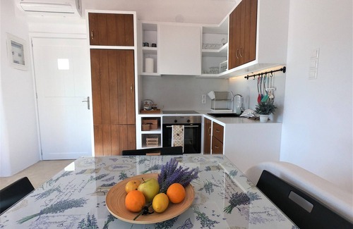 Poros House | Indulge in Luxury at Villaki Poros Island with Pool & Spa