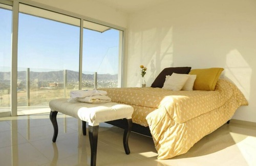 Yocsina House | Discover Villaloma: Ocean View with Pool and Spa Access