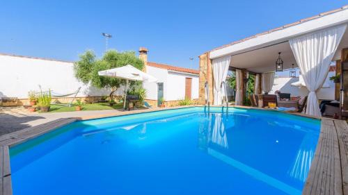 El Real de la Jara House | Discover Villamada El Real de la Jara with Oceanfront Pool
