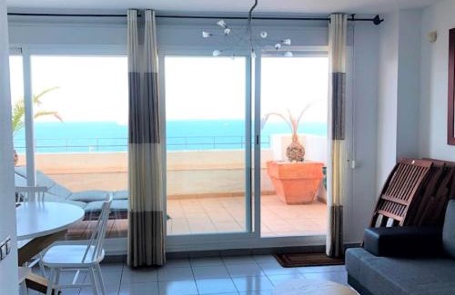 Benidorm Apartment | Oceanfront Villamarina Duplex with Pool & Pet-Friendly Stay