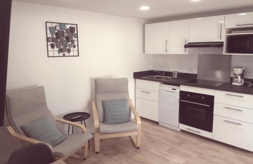 Dax Apartment | Pet-Friendly Escape at VILLANOEBA - Rated 9/10 by Guests