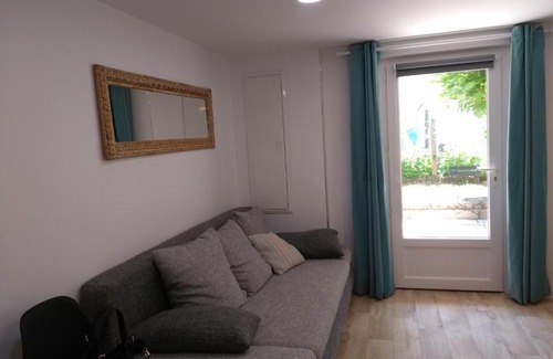 Dax Apartment | Pet-Friendly Escape at VILLANOEBA - Rated 9/10 by Guests
