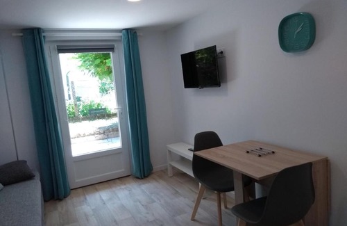 Dax Apartment | Pet-Friendly Escape at VILLANOEBA - Rated 9/10 by Guests