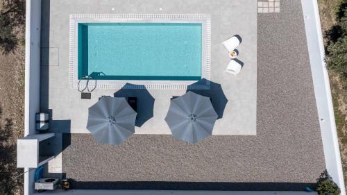 Kiotari Villa | Experience VillaPhysis: Private Pool & 10/10 Guest Rated