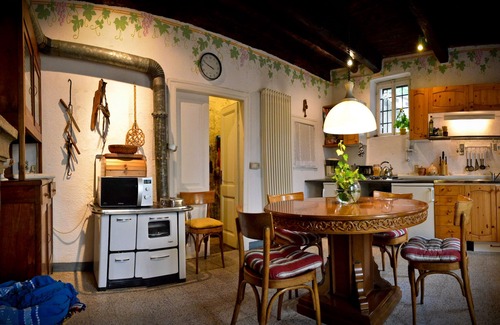 Buglio in Monte House | Idyllic Villapinta: Country Cottage with Spa & Family Amenities