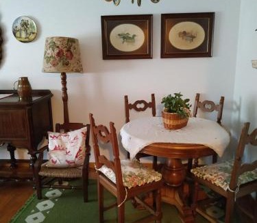 Figueras (Castropol) Apartment | Villarei: Family-Friendly Stay with High Guest Ratings