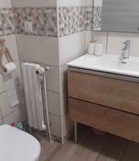 Villargondran Apartment | Explore Villargondran: Family-Friendly Getaway in Maurienne