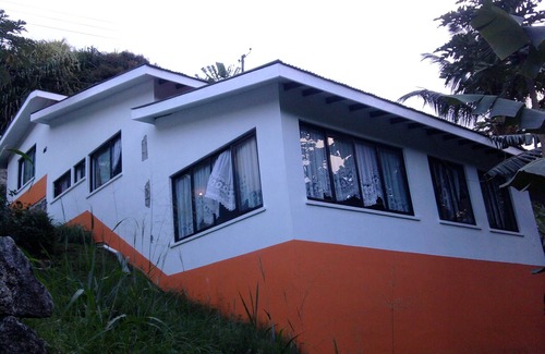 Mahe Island Villa | Spacious Villas for 7 with Pool and Pet-Friendly Amenities