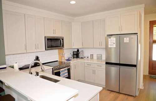 Jacksons' Gap House | Villas at Bay Ridge Unit 3