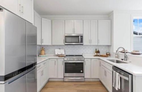 Jacksons' Gap House | Villas at Bay Ridge Unit 8