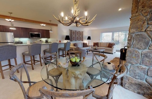 Snowmass Village Condo | Discover Villas at Snowmass Club | Guest Rated 9.8/10
