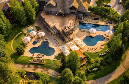Snowmass Village Condo | Elegant Villas at Snowmass Club | Guest Rated 9.8/10