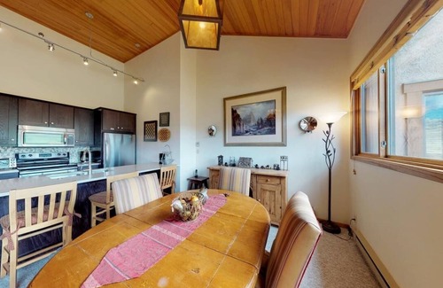 Snowmass Village Condo | Discover Villas at Snowmass Club with Top-Rated Amenities