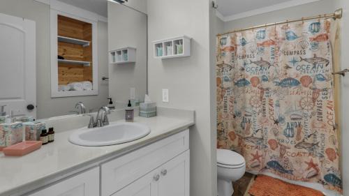 Sunnyside House | Family-Friendly Villas Bahama West 106 Awaits Your Stay