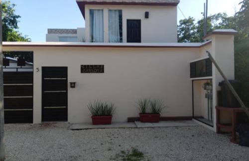 Alfredo V. Bonfil Bed & Breakfast | Pet-Friendly Villas Carlota Cancún with Oceanfront Views