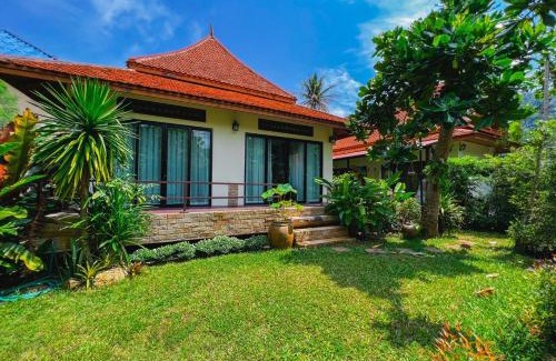 Ko Pha-ngan House | Oceanfront Villas Chaba: Family-Friendly 4-Star Retreat