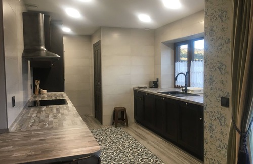 Fuentiduena Cottage | Experience Villas de Fuentidueña: EL Nogal with Spa & Pets