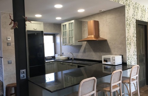 Fuentiduena Cottage | Villas de Fuentidueña: El Olivo with Spa & Pet-Friendly Perks
