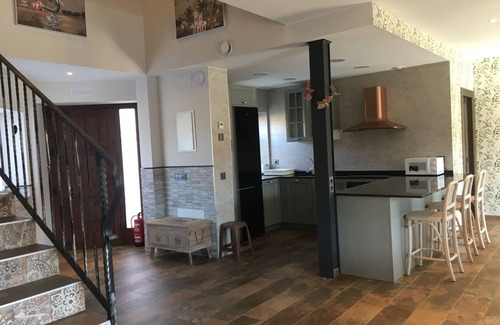 Fuentiduena Cottage | Villas de Fuentidueña: El Olivo with Spa & Pet-Friendly Perks