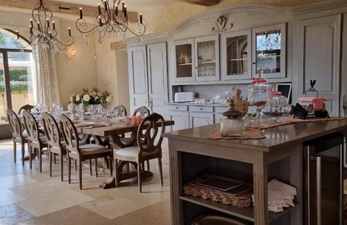 Oppede House | Experience Elegance at Villas du Luberon - Le Mas des Gourmandises