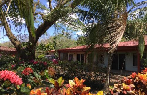 Lagos de El Coyol House | Family-Friendly Villas el Cenizaro with Pool Access